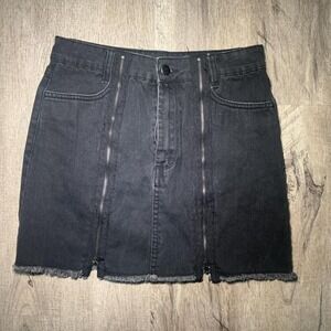 Black denim mini skirt with zipper details Size S